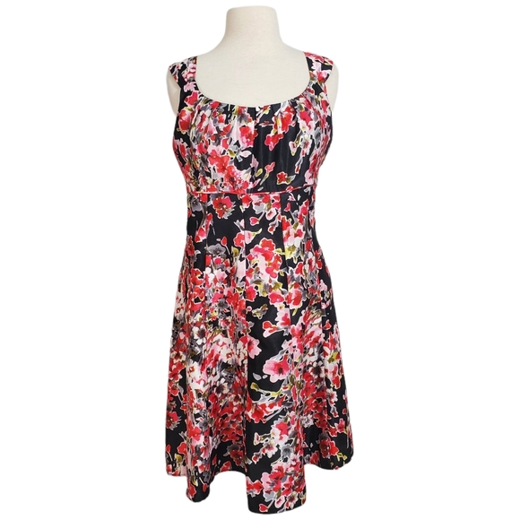 Jessica Howard Dresses & Skirts - Jessica Howard Pink Floral Fit & Flare Dress